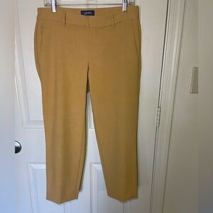 Old Navy Harper Mid-Rise Size 6 Regular Color Mustard